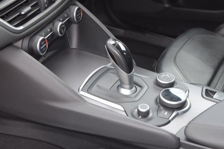Alfa Romeo Giulia TB VELOCE 24