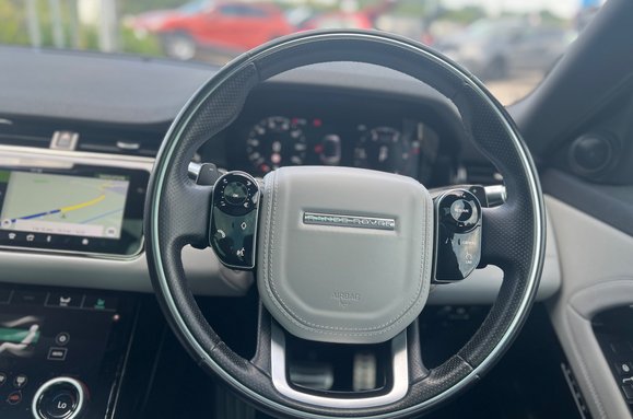 Land Rover Range Rover Evoque 2.0 D180 R-DYNAMIC SE MHEV AUTO 34