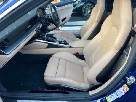 Porsche 911 3.0 992 Carrera Coupe 2dr Petrol PDK Euro 6 (s/s) (385 ps) 39