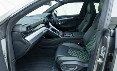 Lamborghini Urus 17