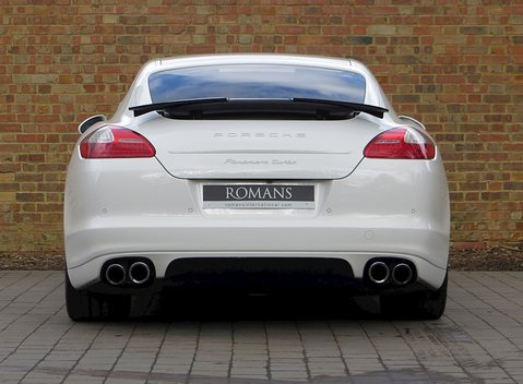 Porsche Panamera Turbo 7
