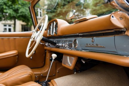 Mercedes-Benz SL 300 Roadster 24