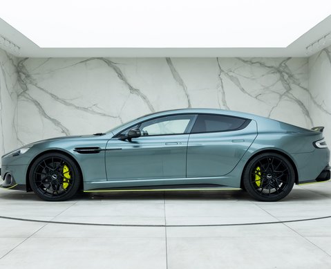 Aston Martin Rapide AMR V12