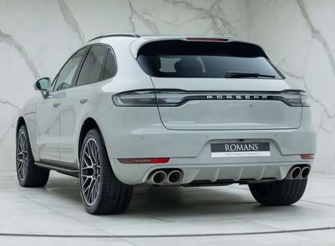 Porsche Macan S 7