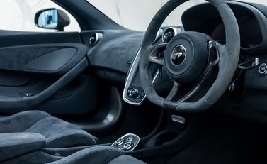 McLaren 600LT Spider 13