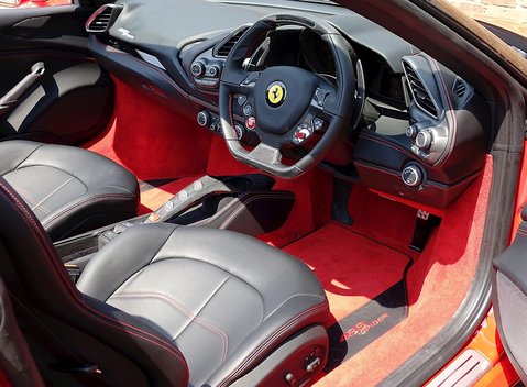 Ferrari 488 Spider 20