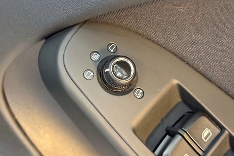 Audi A4 Allroad 2.0 TDI Estate 5dr Diesel Manual quattro Euro 5 (s/s) (170 ps) 26