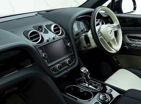Bentley Bentayga V8 17