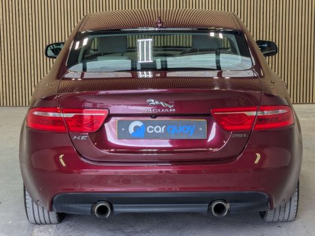 Jaguar XE 2.0 XE Portfolio i Auto 4dr 21