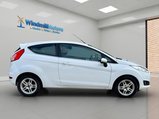 Ford Fiesta 1.0T EcoBoost Zetec Euro 5 (s/s) 3dr 3