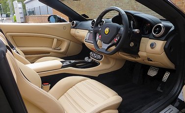 Ferrari California 11