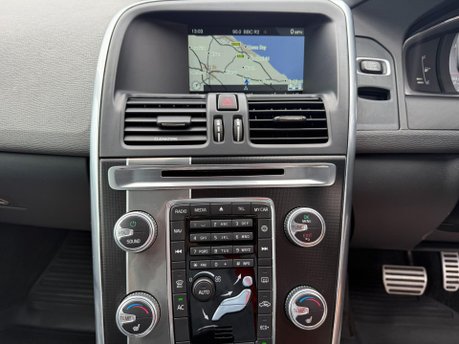Volvo XC60 2.0 D4 R-Design Lux Nav Auto Euro 6 (s/s) 5dr 19