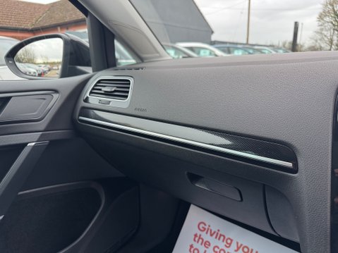 Volkswagen Golf GT EDITION TSI ACT BMT 17