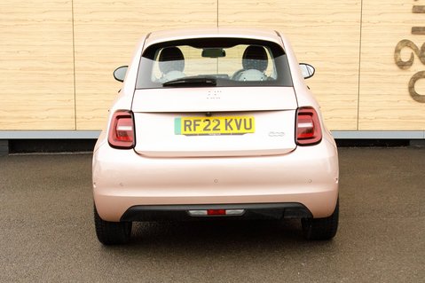 Fiat 500e LA PRIMA 7