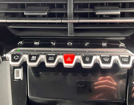 Peugeot 208 1.2 208 Allure Premium+ PureTech SS 5dr 42