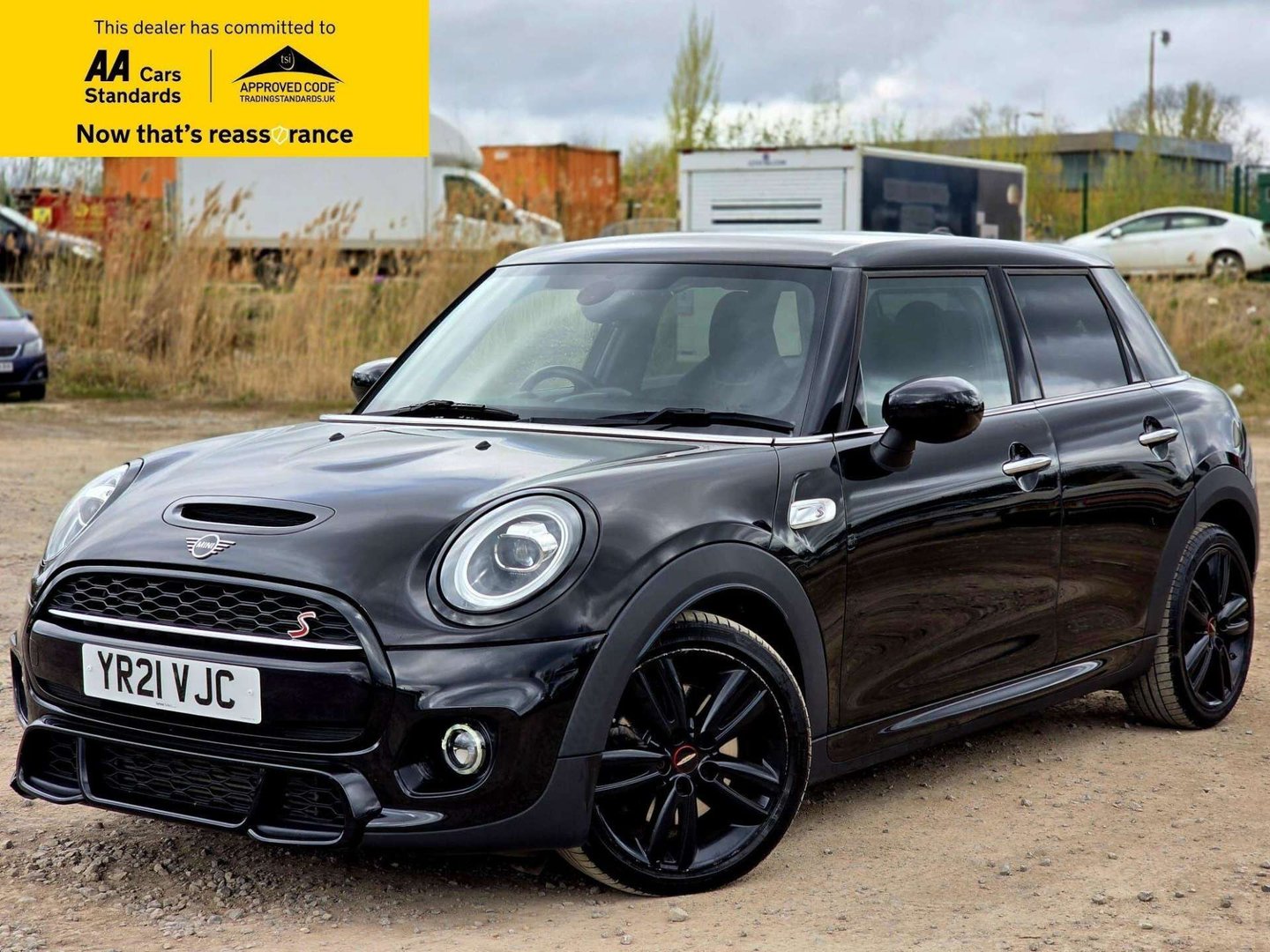Mini Hatch