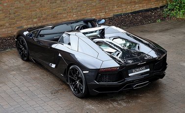 Lamborghini Aventador LP 700-4 Roadster 20