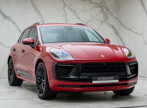 Porsche Macan GTS 9