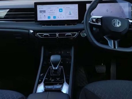 MG HS 1.5 T-GDI SE SUV 5dr Petrol DCT Euro 6 (s/s) (169 ps) 7