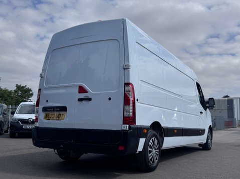 Renault Master 2.3 dCi 35 Business+ Panel Van 4dr Diesel Manual FWD LWB Medium Roof Euro 6 16