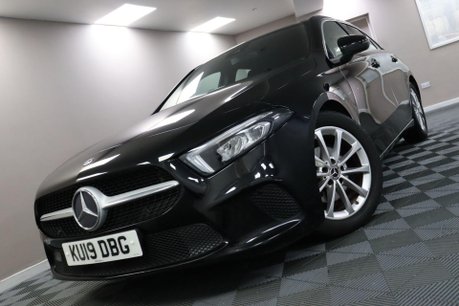 Mercedes-Benz A Class A 180 D SPORT 32