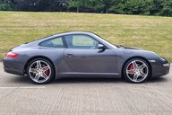 Porsche 911 CARRERA 4 TIPTRONIC S 5
