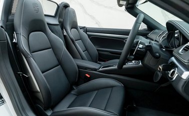 Porsche 718 Boxster Style Edition 13