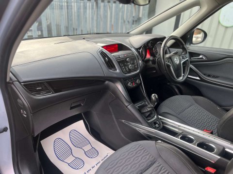 Vauxhall Zafira 2.0 Zafira Tourer SE CDTi 5dr 20
