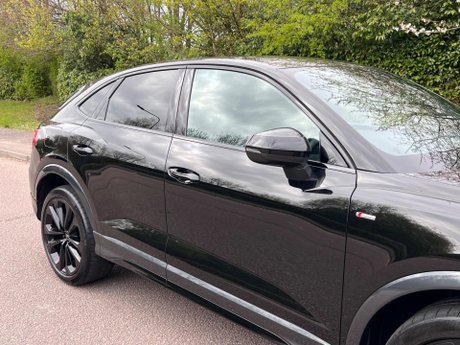 Audi Q3 1.5 TFSI CoD 35 Black Edition Sportback S Tronic Euro 6 (s/s) 5dr 9
