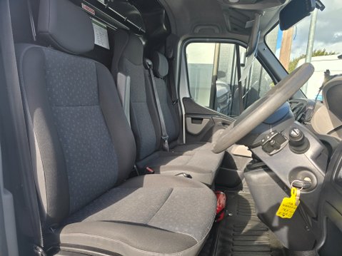 Vauxhall Movano L2H2 F3500 P/V 11