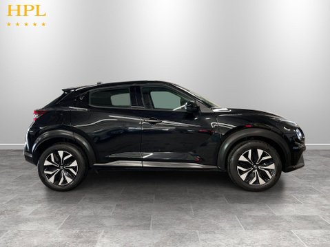 Nissan Juke 1.0 DIG-T Acenta Premium SUV 5dr Petrol DCT Auto Euro 6 (s/s) (114 ps) 8