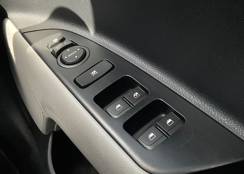 Kia Stonic '3' 1.0 T-GDi 25