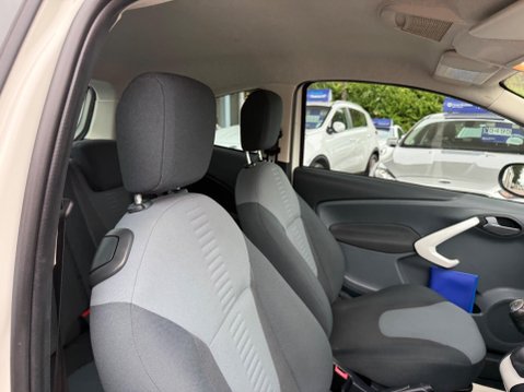 Ford Ka 1.2 Zetec Euro 6 (s/s) 3dr 23
