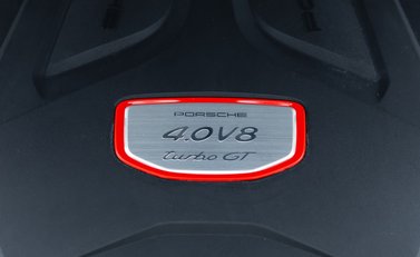 Porsche Cayenne TURBO GT 43