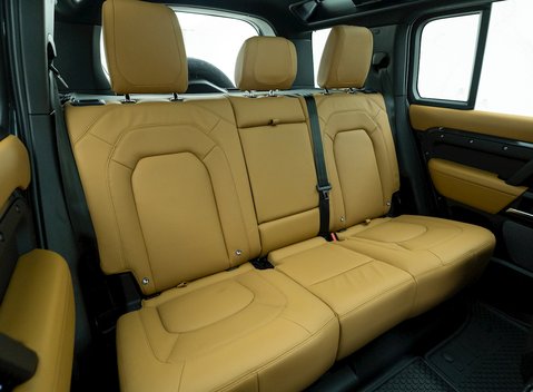 Land Rover Defender 110 V8 12