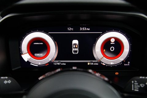 Nissan Qashqai DIG-T N-CONNECTA MHEV 14