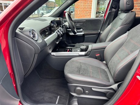 Mercedes-Benz GLB GLB 220 D 4MATIC AMG LINE PREMIUM PLUS 12