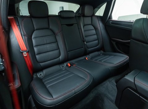 Porsche Macan GTS 17