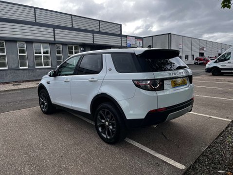Land Rover Discovery Sport 2.2 Discovery Sport HSE SD4 Auto 4WD 5dr 3