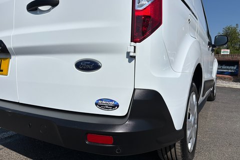 Ford Transit Connect 220 L1 Trend DCIV Tdci with Air Con / Sat Nav / Camera 27