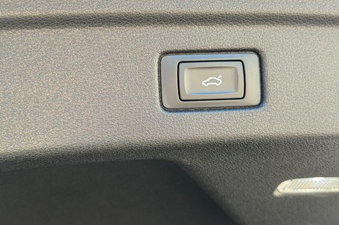 Audi A5 SPORTBACK TFSI QUATTRO S LINE MHEV -APPLE CARPLAY -FULL AUDI S/HISTORY 52
