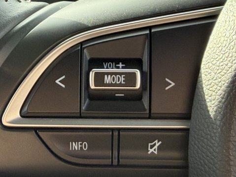 Suzuki Swift 1.2 Dualjet 83 12V Hybrid SZ-L 5dr 28