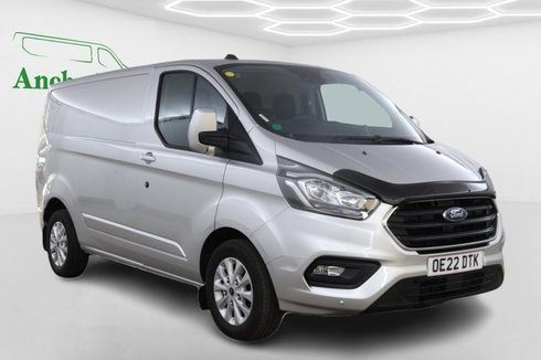 Ford Transit Custom SWB L1H1 Low Roof Limited 300 Air Con Alloys Sensors Cam Tow Bar EURO 6