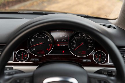 Audi A8 L FSI QUATTRO SE 21