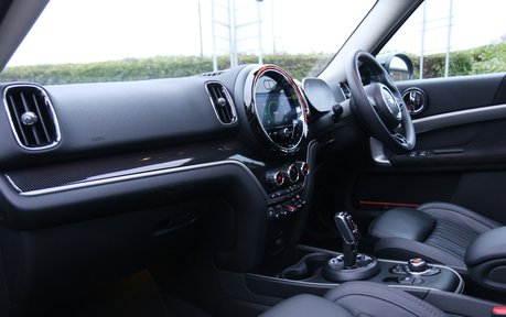 Mini Countryman Cooper S All4 Exclusive - Panoramic Roof, HUD, Harman Kardon and More 3