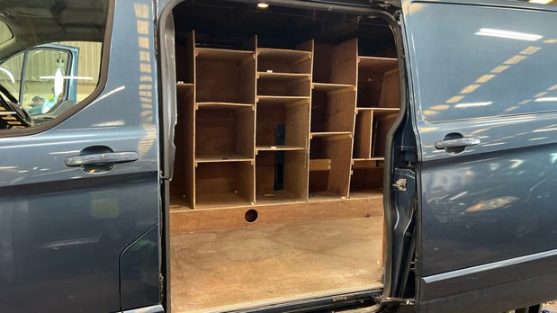 Ford Transit Custom SWB L1H1 Low Roof Limited 280 Air Con Alloys Sensors EURO 6 NO VAT 8
