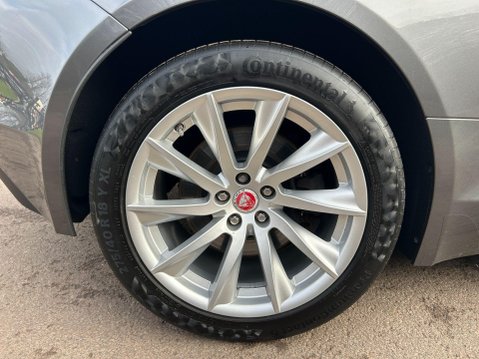 Jaguar F-Type 3.0 V6 Auto Euro 6 (s/s) 2dr 23