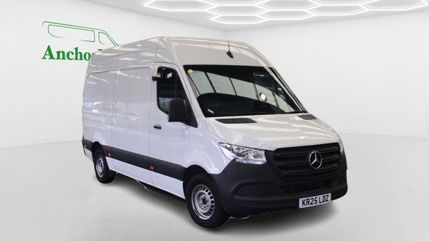 Mercedes-Benz Sprinter AUTO MWB L2H2 High Roof Pro Air Con Camera EURO 6 2