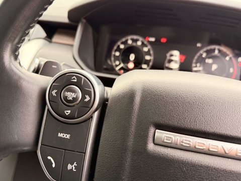Land Rover Discovery TD6 HSE LUXURY 31