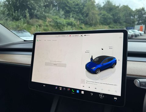 Tesla Model Y ModeL Y Long Range AWD 4WD 5dr 30